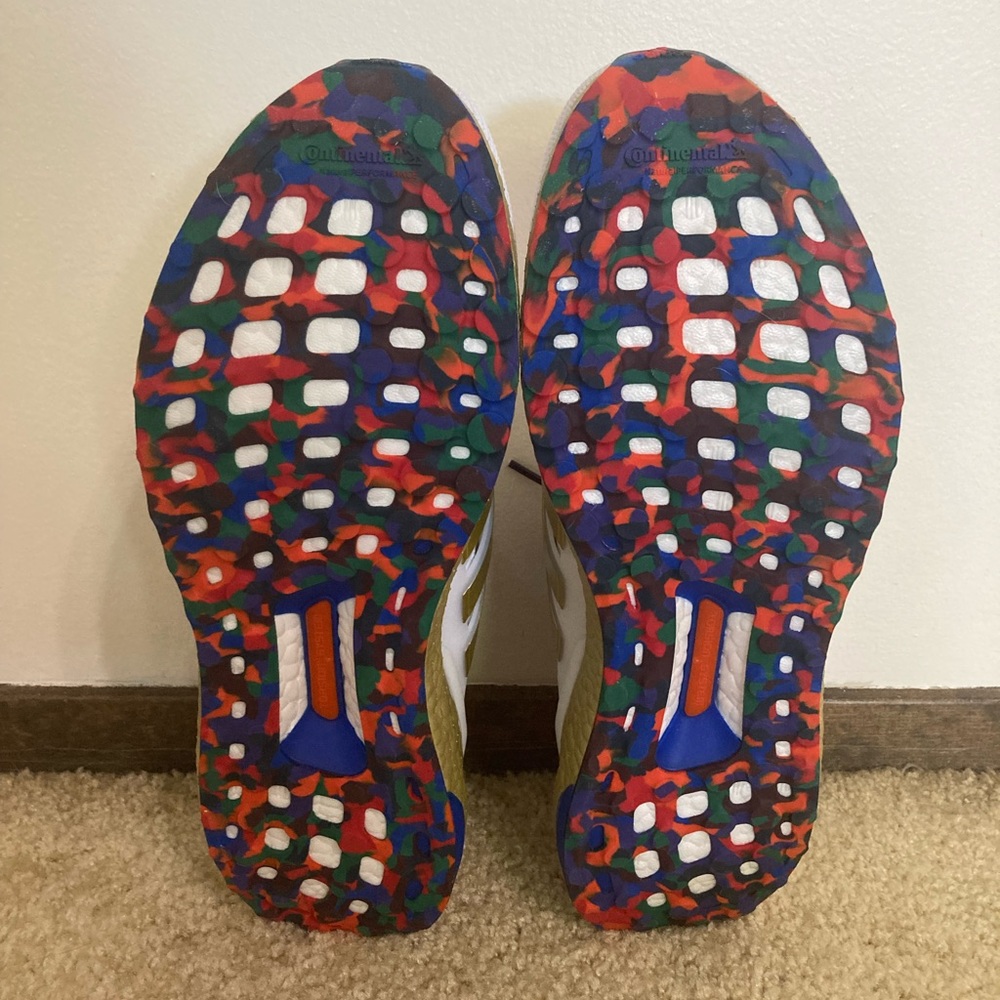Adidas Ultraboost 5.0 DNA. Womens 11.5, Men’s 10.5 - Picture 6 of 13